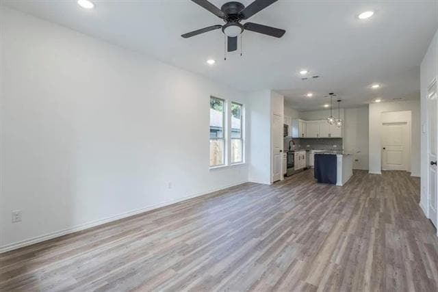 Foto del edificio - 3228 Tuskegee St