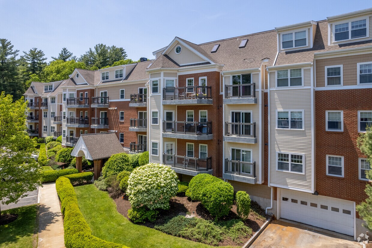 Warner Woods Apartments at 223247 Laws Brook Rd Concord, MA