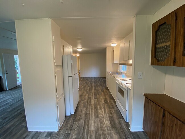 Building Photo - 173 Rivaway Ln