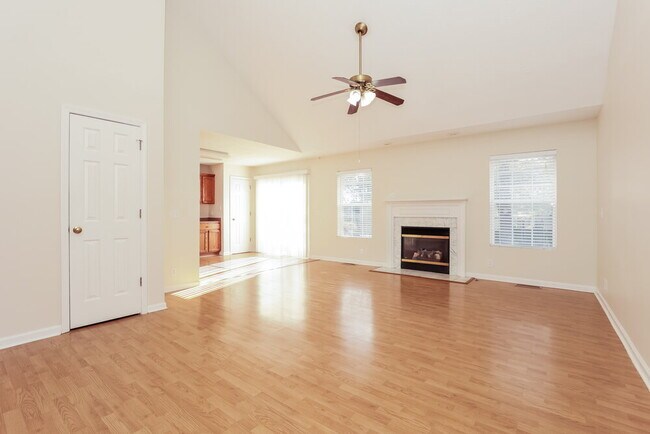 Foto del edificio - 2313 Leighton Way