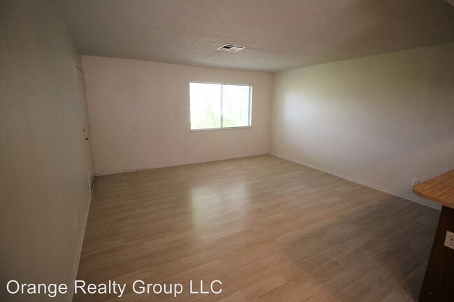 Building Photo - 2205 N Jones Blvd