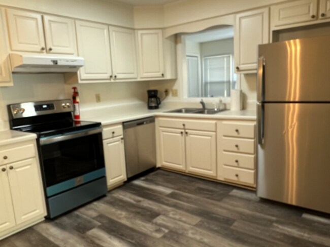 Foto del edificio - 201 Orange Dr