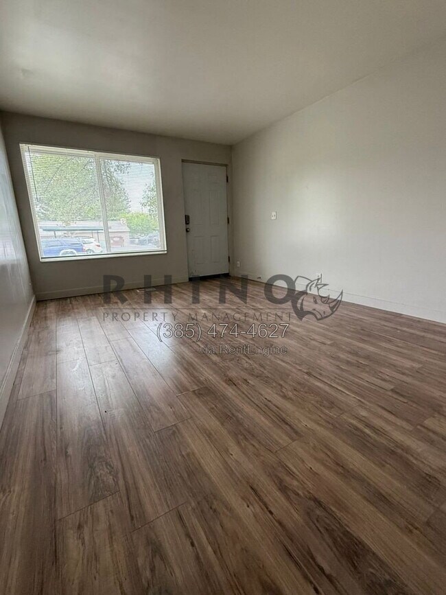 Foto del edificio - 3907 1040 E