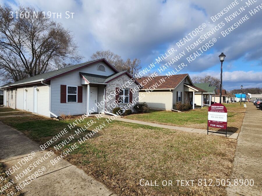 Building Photo - Duplex Located On Terre Hautes The North Side