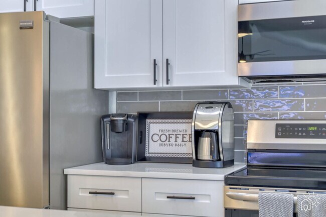 Foto del edificio - 6709 35th Ave W