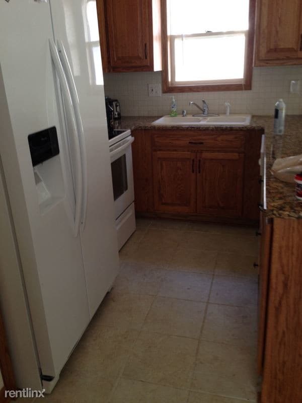 Building Photo - 2 br, 1 bath House - 4408 State line Road