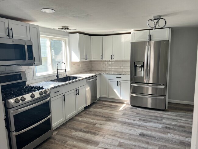 Foto del edificio - 4623 Grace Pl