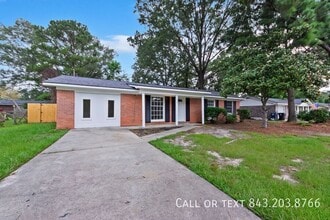 Building Photo - 115 Clarine Dr