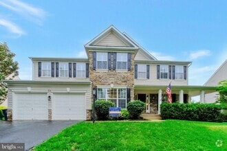 Building Photo - 207 Alpine Dr SE