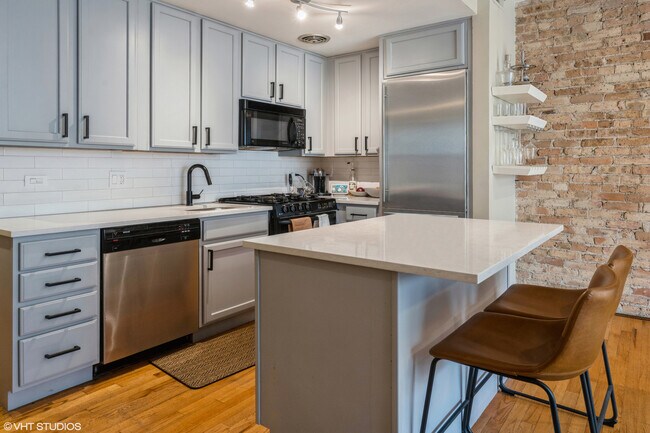 Foto del edificio - 2956 N Halsted St