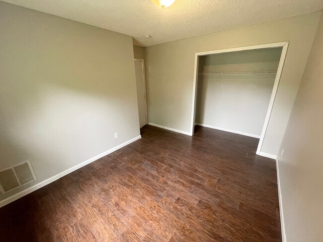 downstairs bedroom 2 - 504 Arrowhead Dr