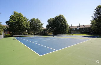 Highland Ridge Apartments Rentals - Overland Park, KS | Apartments.com