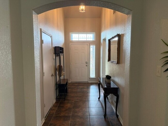 Building Photo - 1330 Yucca Mountain Dr