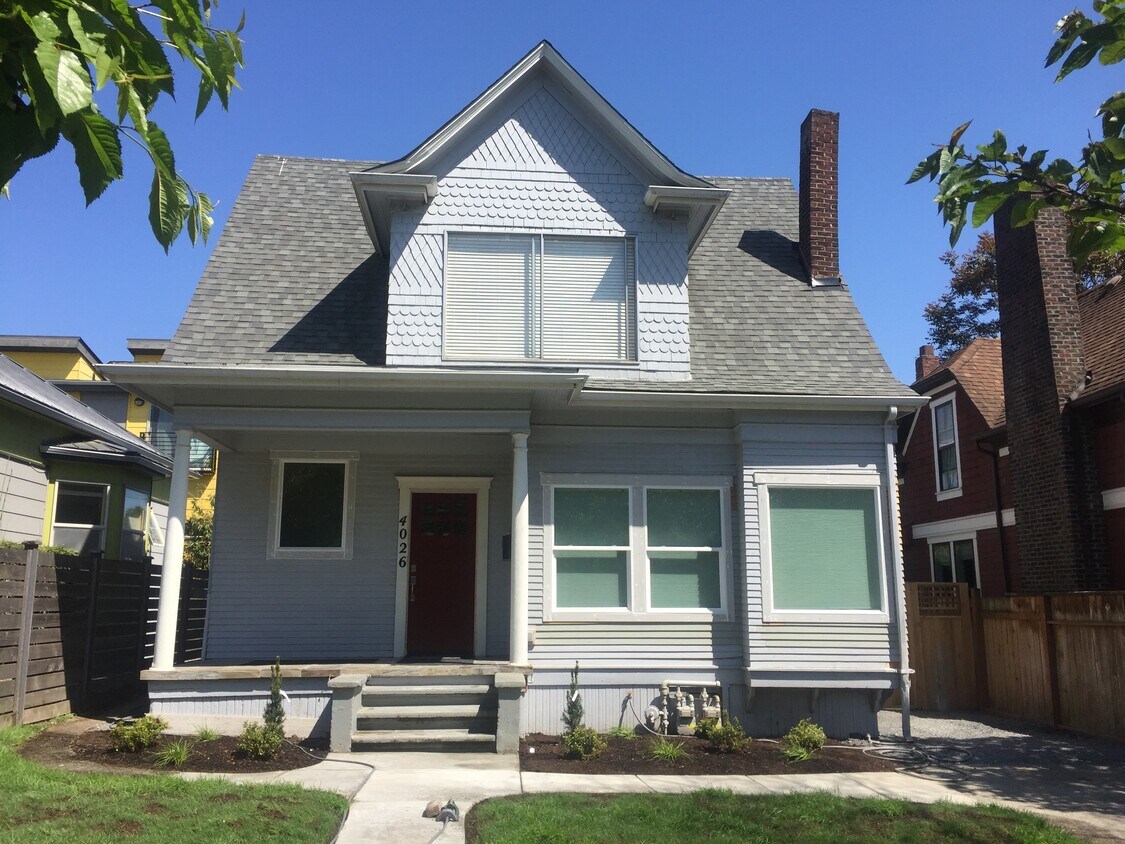 4026 Linden Ave. N Seattle 98103 - 4026 Linden Ave N