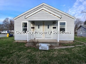 Building Photo - 4105 Main St