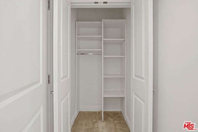 Building Photo - 11346 Iowa Ave