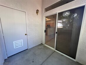 Building Photo - 700 Carnegie St