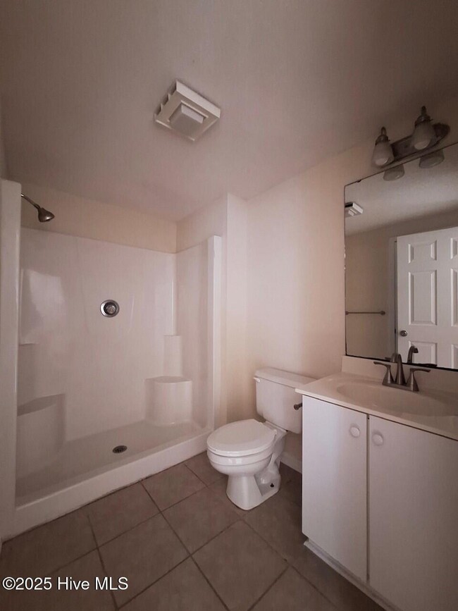 Building Photo - 3446 Westgate Dr