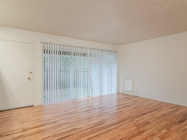 Foto del edificio - AMAZING MT TABOR 2 BR w/ PATIO!