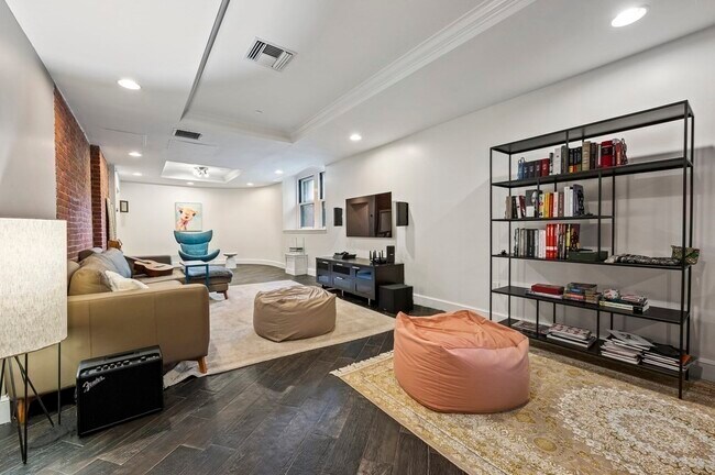 Foto del edificio - 421 Marlborough St