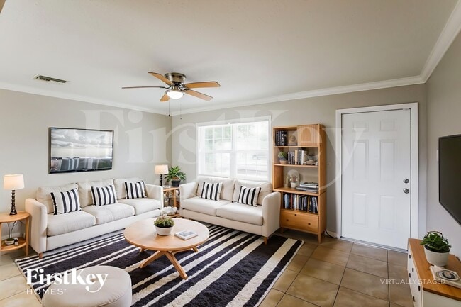 Building Photo - 240 N 69th Way