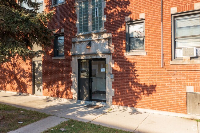 Foto del edificio - 7450 S Luella Ave