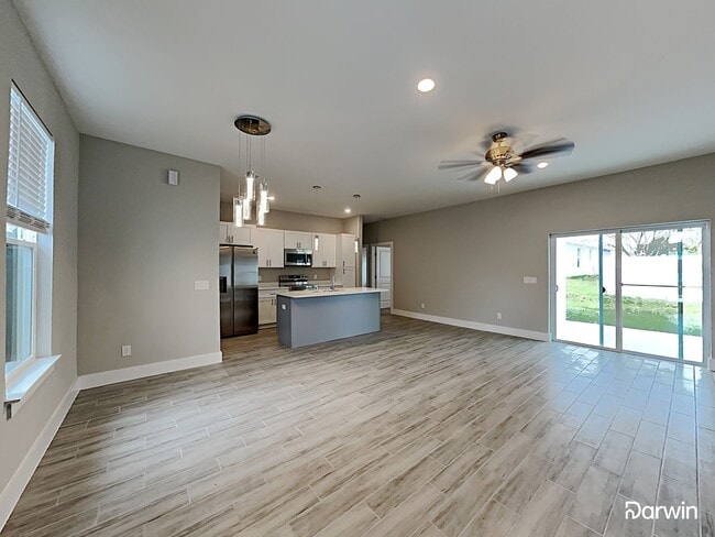 Building Photo - 354 Gardenia Ct