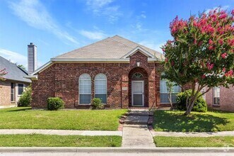 Building Photo - 5200 China Berry Dr