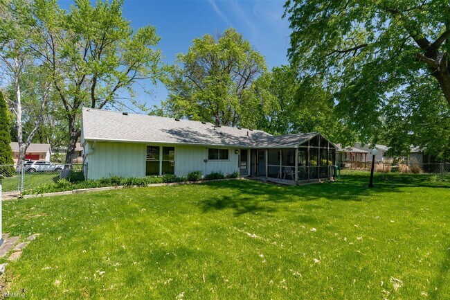 Foto del edificio - 3 br, 1.5 bath House - 321 Rowe Drive