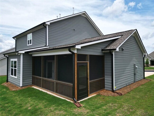 Building Photo - 448 Banff Dr