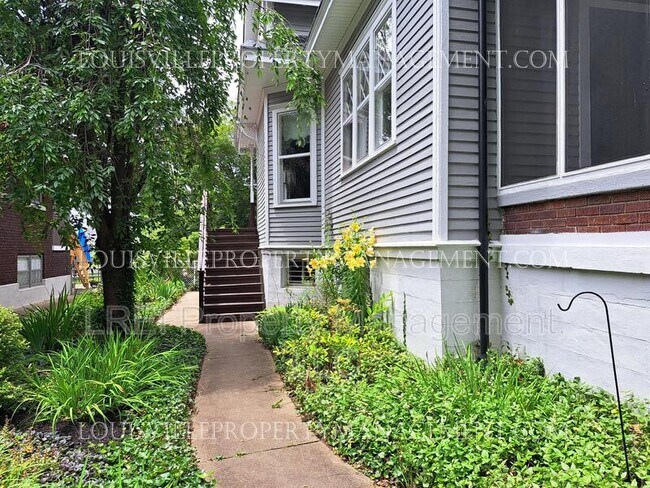 Foto del edificio - 4206 Southern Parkway - 3