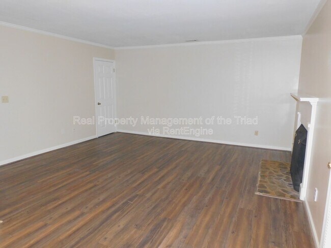 Foto del edificio - 2828 Windy Crossing