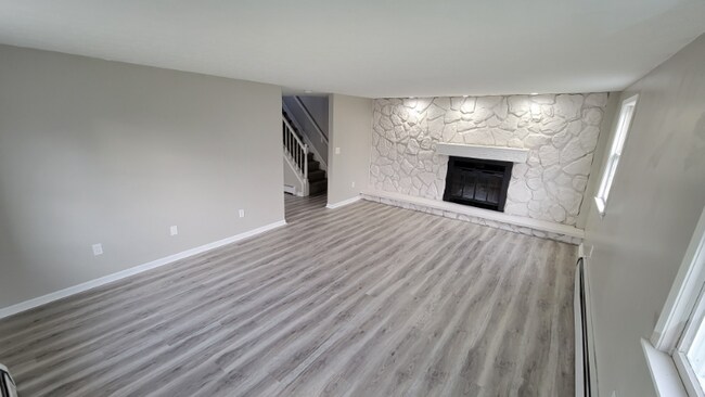 Building Photo - 1551 Remsen Rd