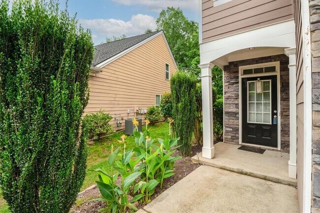 Foto del edificio - 162 Ledgewood Mill Way NE