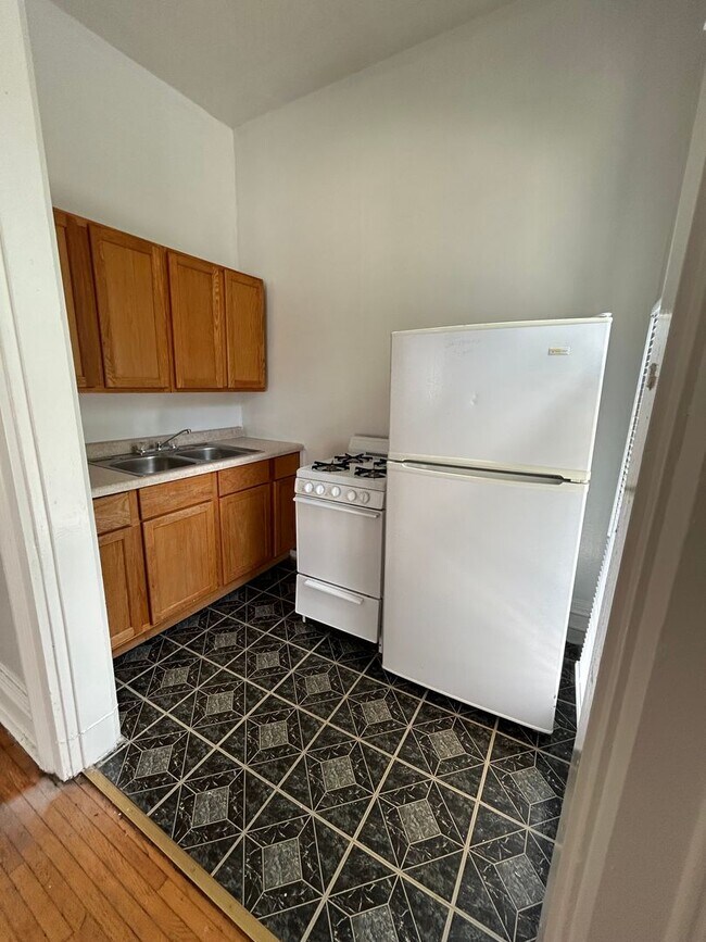 Foto del edificio - 212 Tinkler St