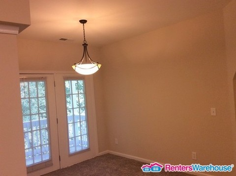 Building Photo - 4012 Orchard Hill Ter