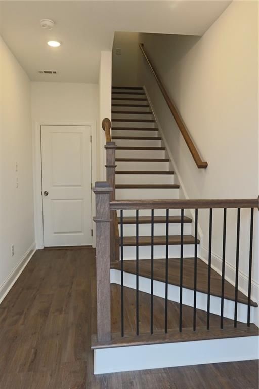 Building Photo - 5430 Howington Ct