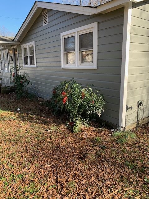 Building Photo - Fully Renovated 3 Bedroom 1 Ba