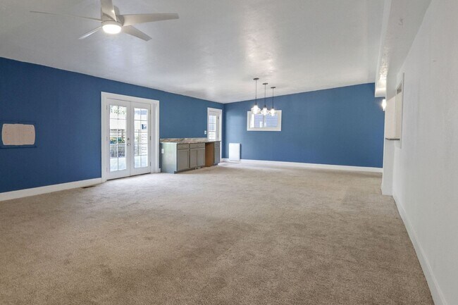 Foto del edificio - Spacious 5BR House in Boise