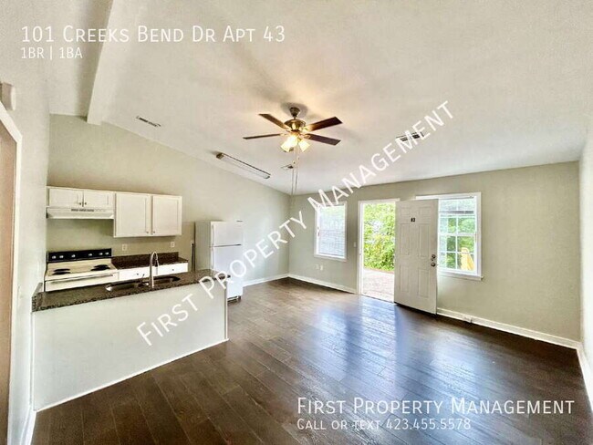 Foto del edificio - 101 Creeks Bend Dr