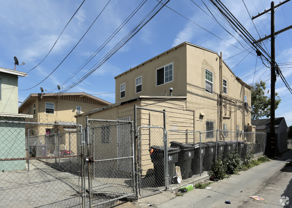 Building Photo - 2509-2511 Pasadena Ave