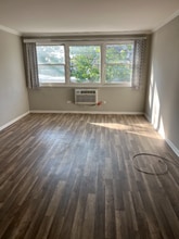 Building Photo - 1327 E Prairie Ave