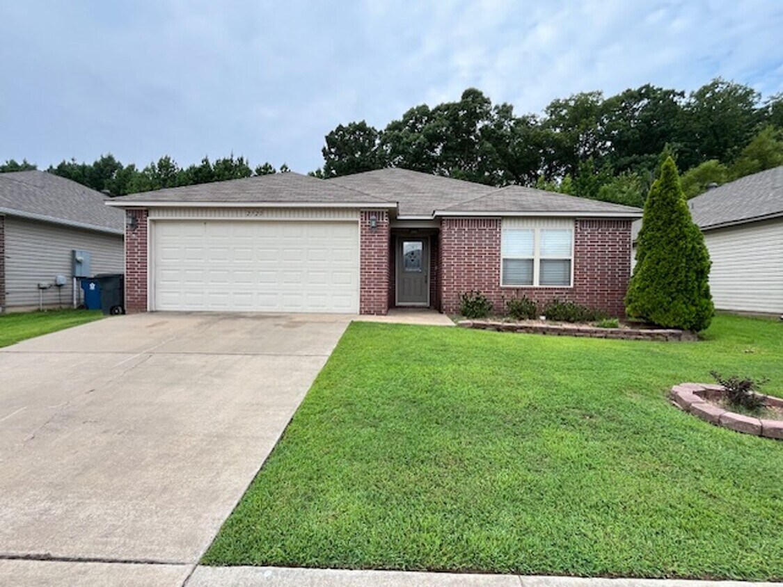 Foto principal - 2720 Brighton Pl