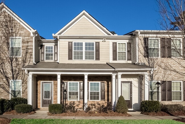 Building Photo - 537 Pringle Dr NE