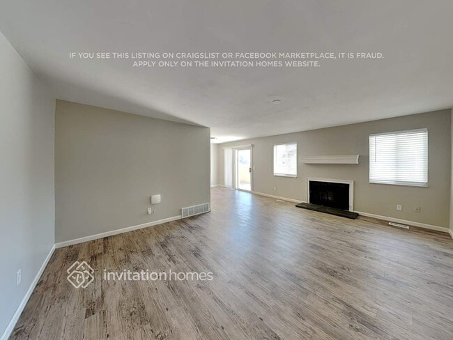 Building Photo - 2933 S Argonne St