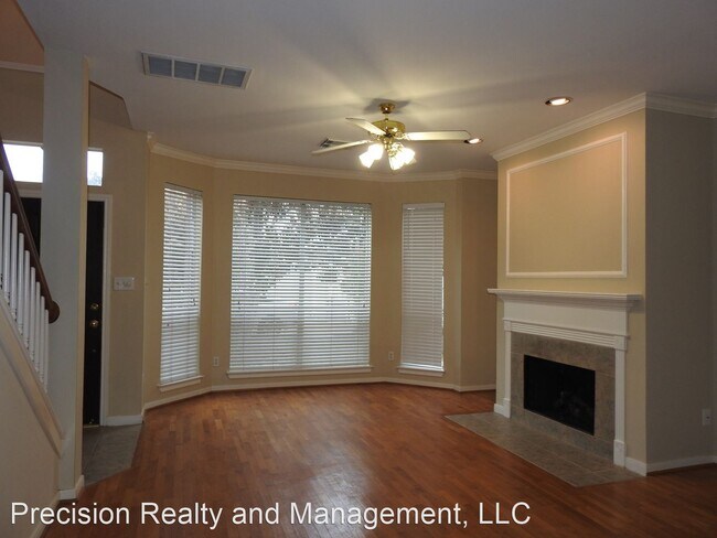 2 br, 2.5 bath House - 1408 Tuam St - 4
