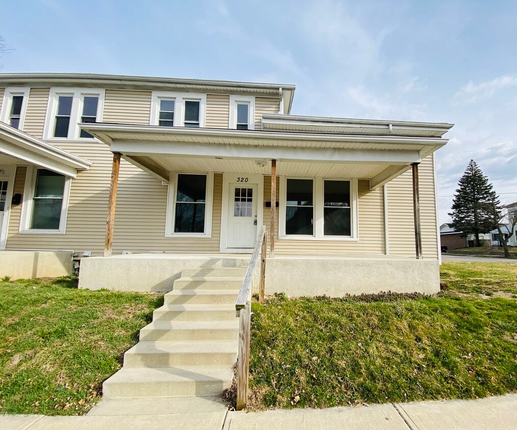 Primary Photo - 320 11th St