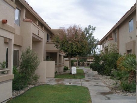 Building Photo - La Jolla Villas