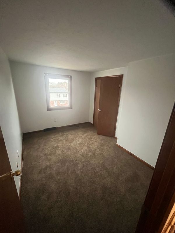 Foto del edificio - 31 Bossi Ave