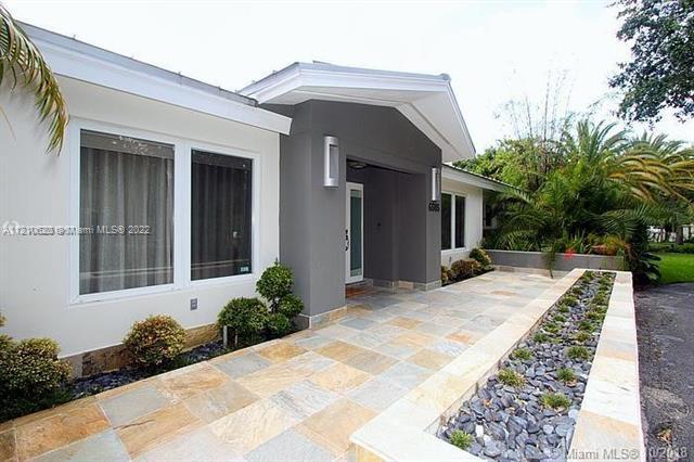 Foto del edificio - 6505 SW 104th St
